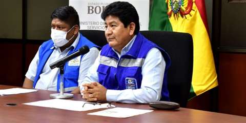  El ministro de Obras Públicas, Servicios y Vivienda, Edgar Montaño. Foto OOPP Bolivia