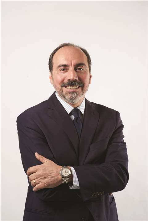 Álvaro Rodríguez llama a México “un buen país para invertir.”