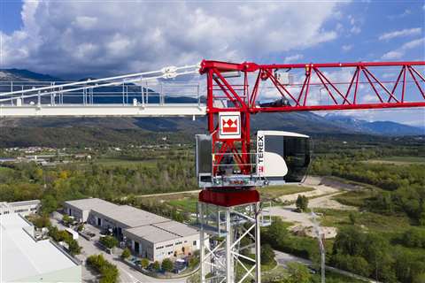 red and white terex tower crane